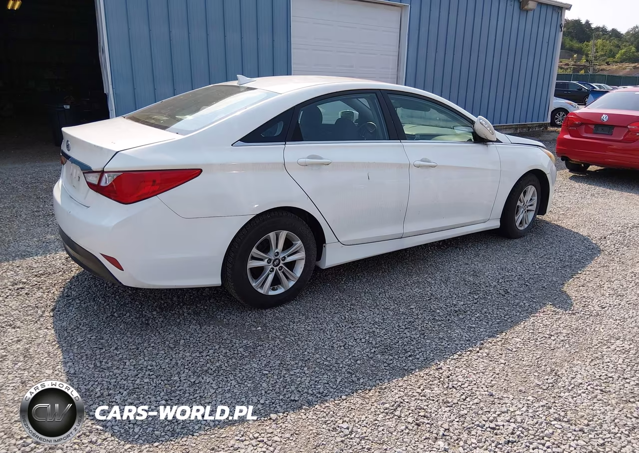 2014 Hyundai Sonata Gls VIN:5NPEB4AC1EH912260 - 4