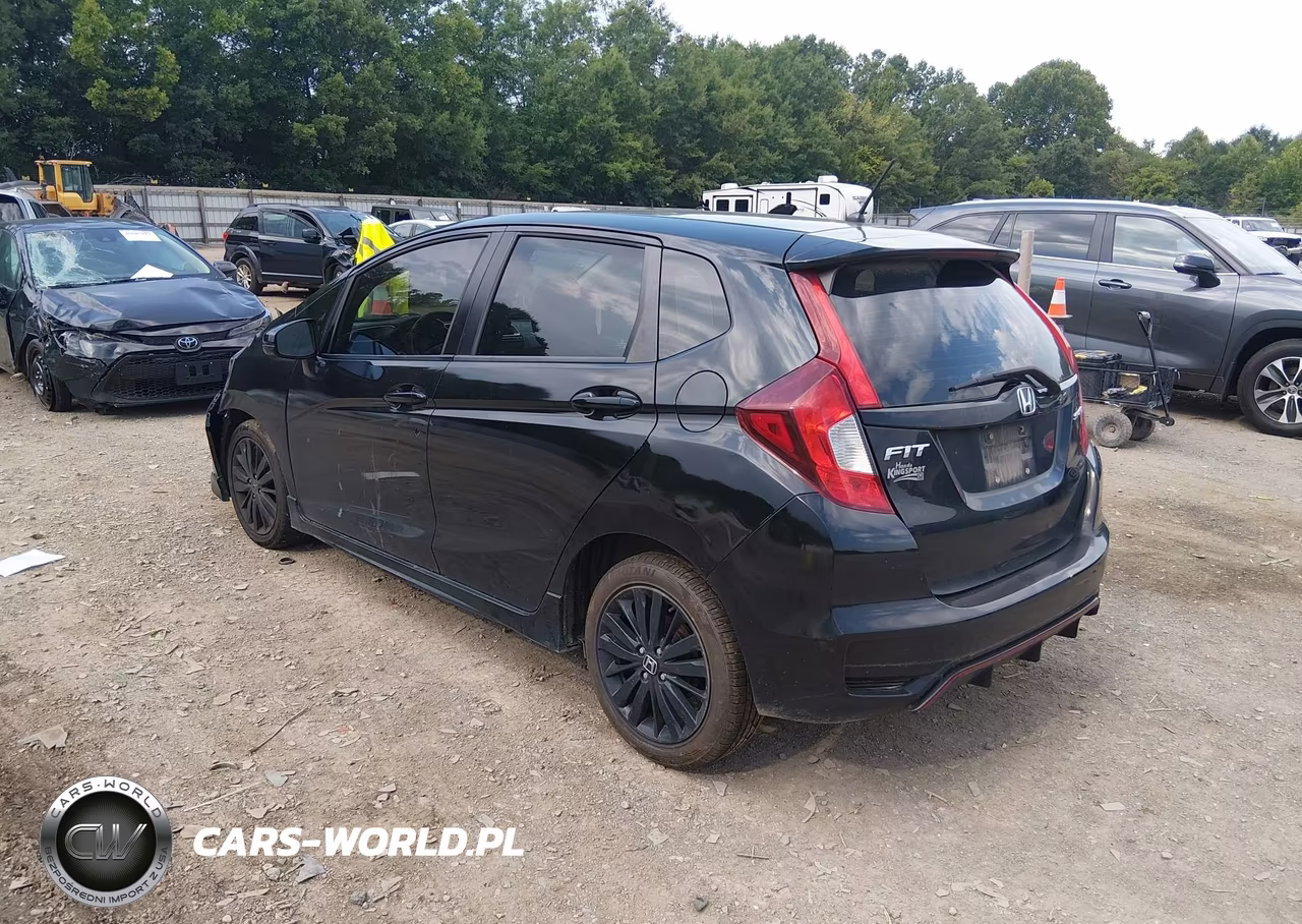 2018 Honda Fit Sport VIN:3HGGK5H67JM722225 - 3
