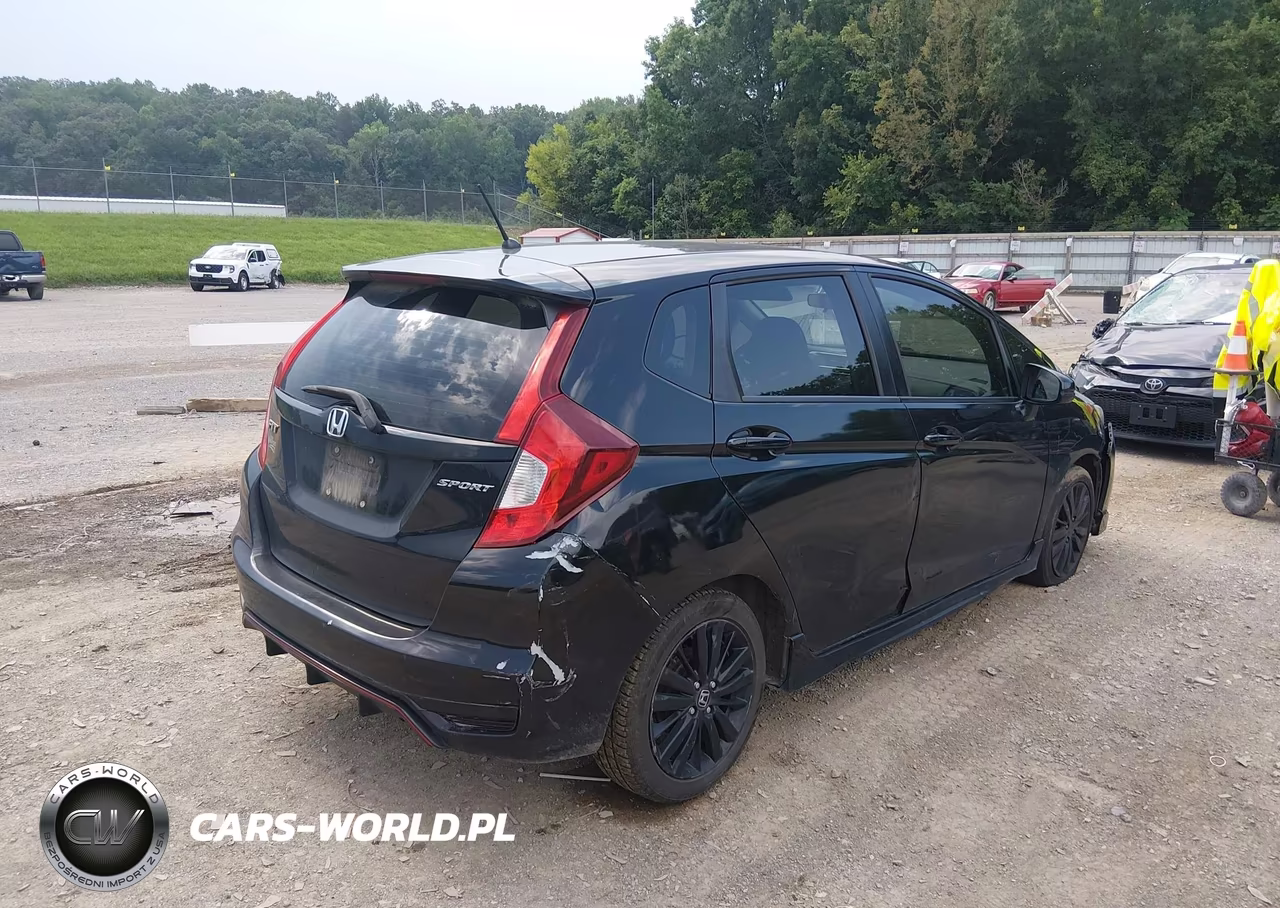 2018 Honda Fit Sport VIN:3HGGK5H67JM722225 - 4