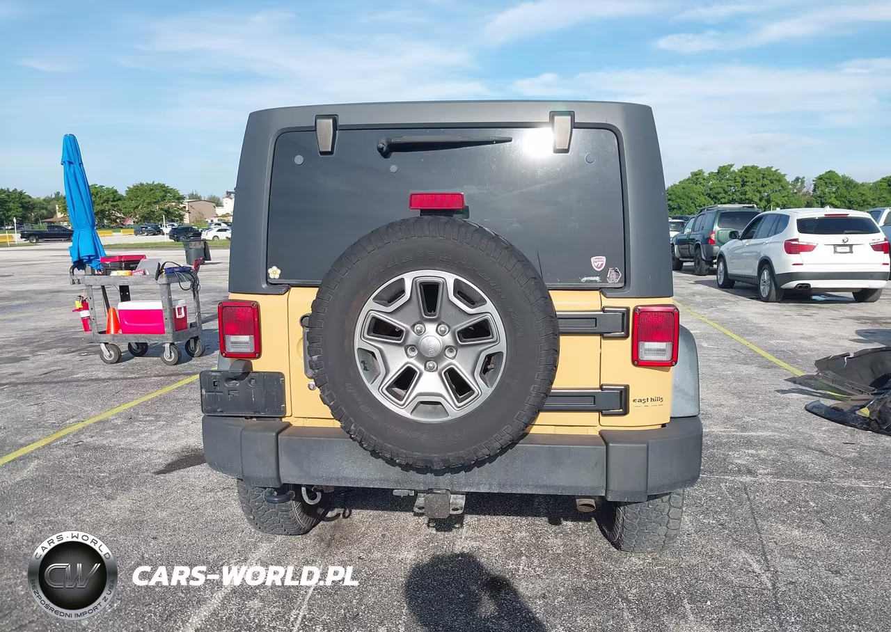 2014 Jeep Wrangler Unlimited Rubicon VIN:1C4HJWFGXEL112155 - 16