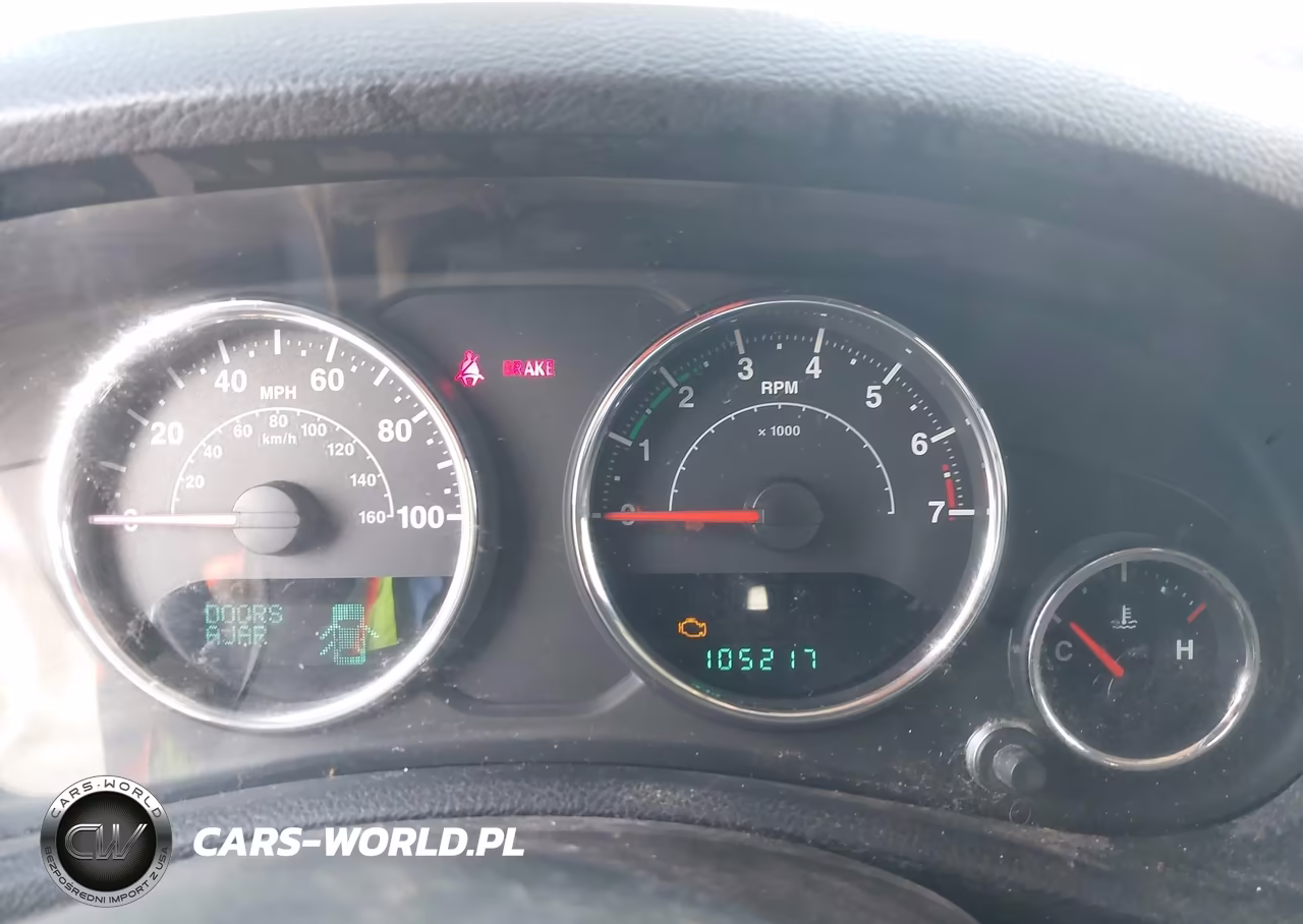 2014 Jeep Wrangler Unlimited Rubicon VIN:1C4HJWFGXEL112155 - 7