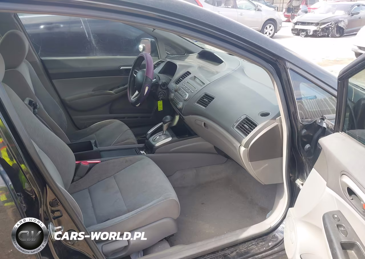 2010 Honda Civic Lx VIN:2HGFA1F5XAH306735 - 5