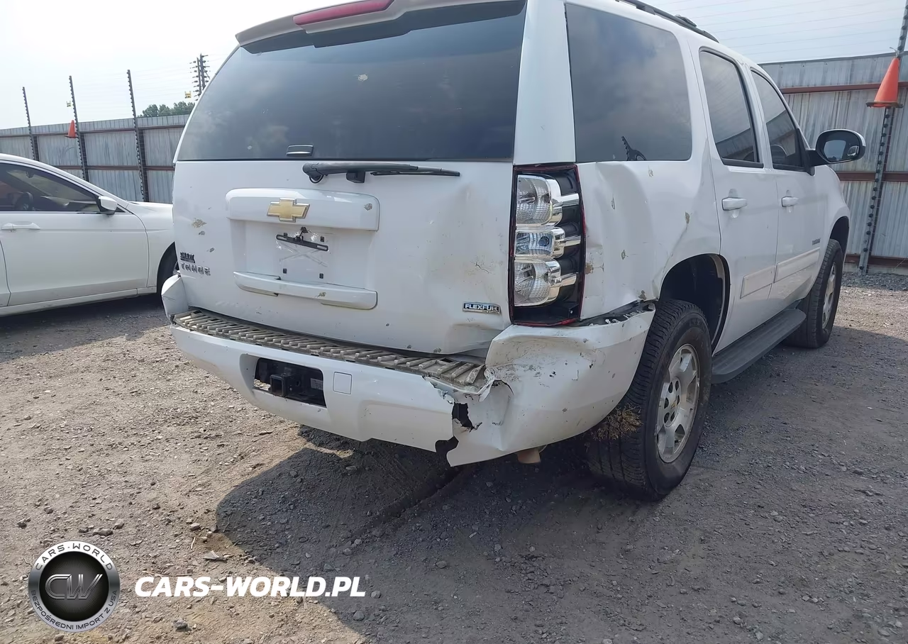 2011 Chevrolet Tahoe Ls VIN:1GNSCAE00BR396192 - 6