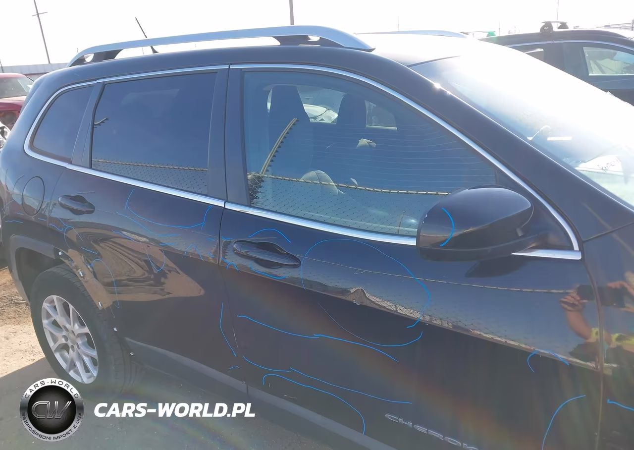 2014 Jeep Cherokee Latitude VIN:1C4PJLCB8EW162795 - 13