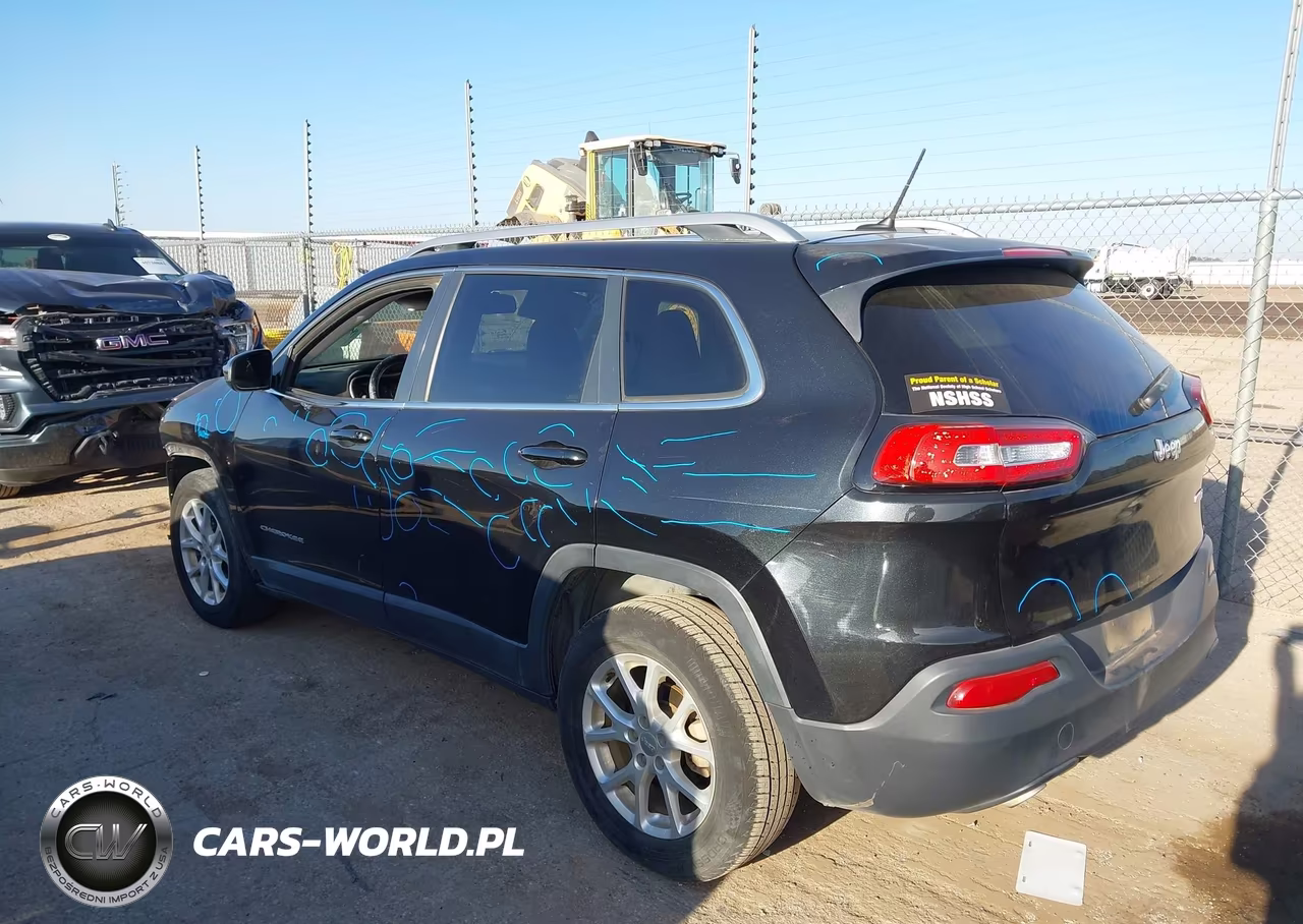 2014 Jeep Cherokee Latitude VIN:1C4PJLCB8EW162795 - 3