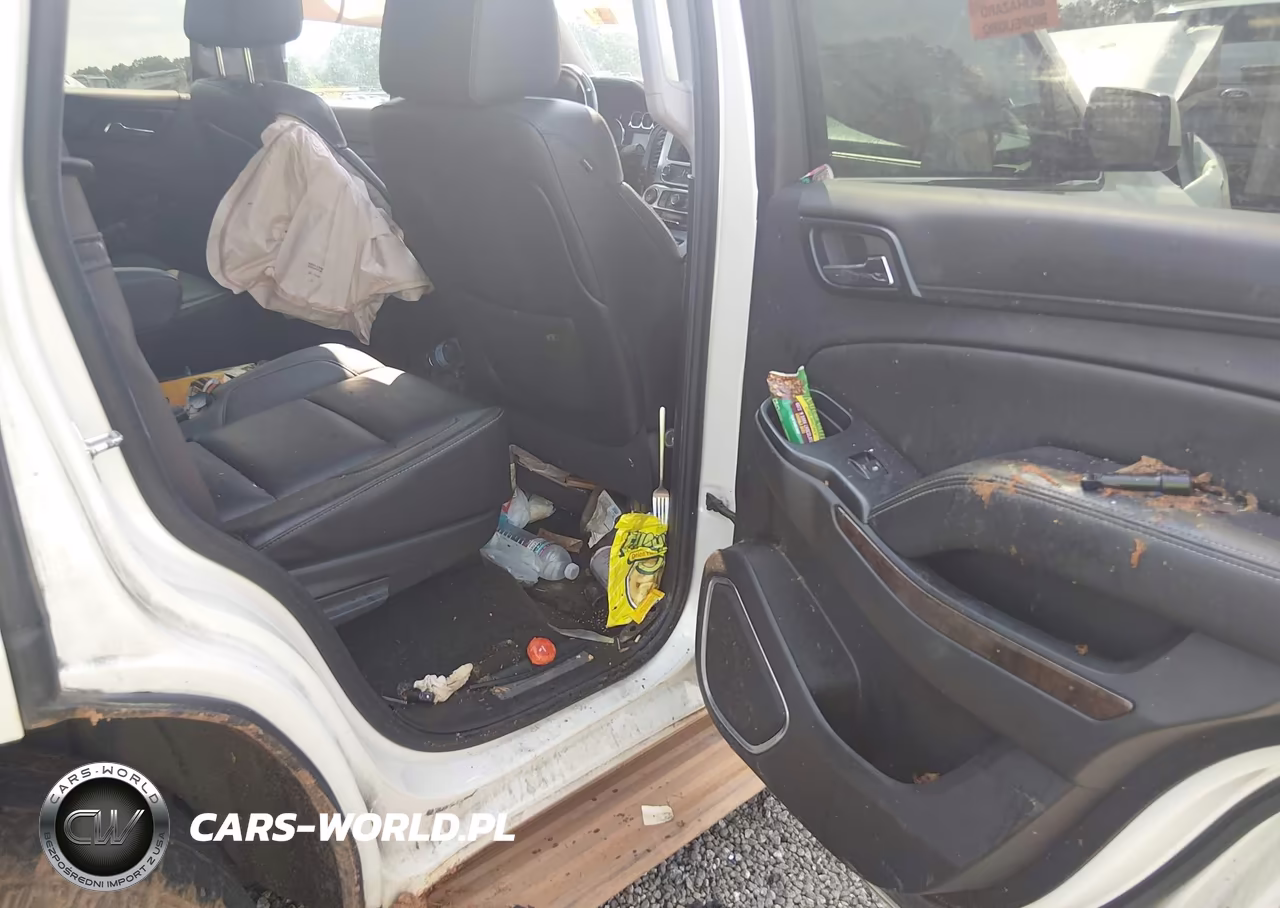 2015 Chevrolet Tahoe Lt VIN:1GNSCBKC6FR584905 - 8