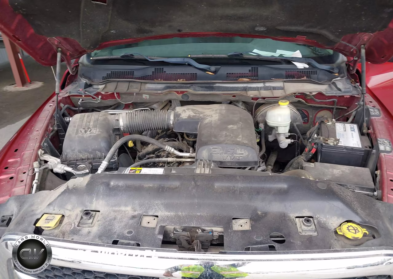 2015 Ram 1500 Tradesman VIN:3C6JR6DG0FG675721 - 10
