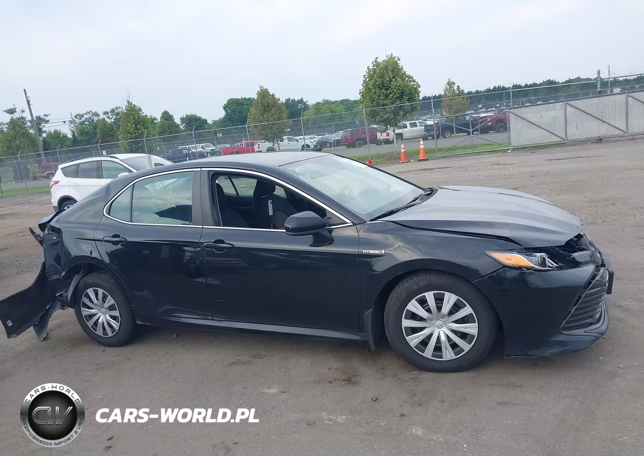 2020 Toyota Camry Le Hybrid VIN:4T1C31AK7LU019678 - 13
