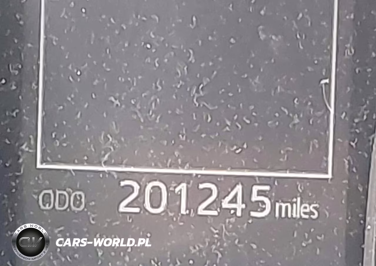 2020 Toyota Camry Le Hybrid VIN:4T1C31AK7LU019678 - 15