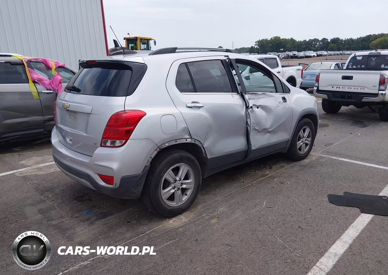 2017 Chevrolet Trax Lt VIN:3GNCJLSBXHL274483 - 4
