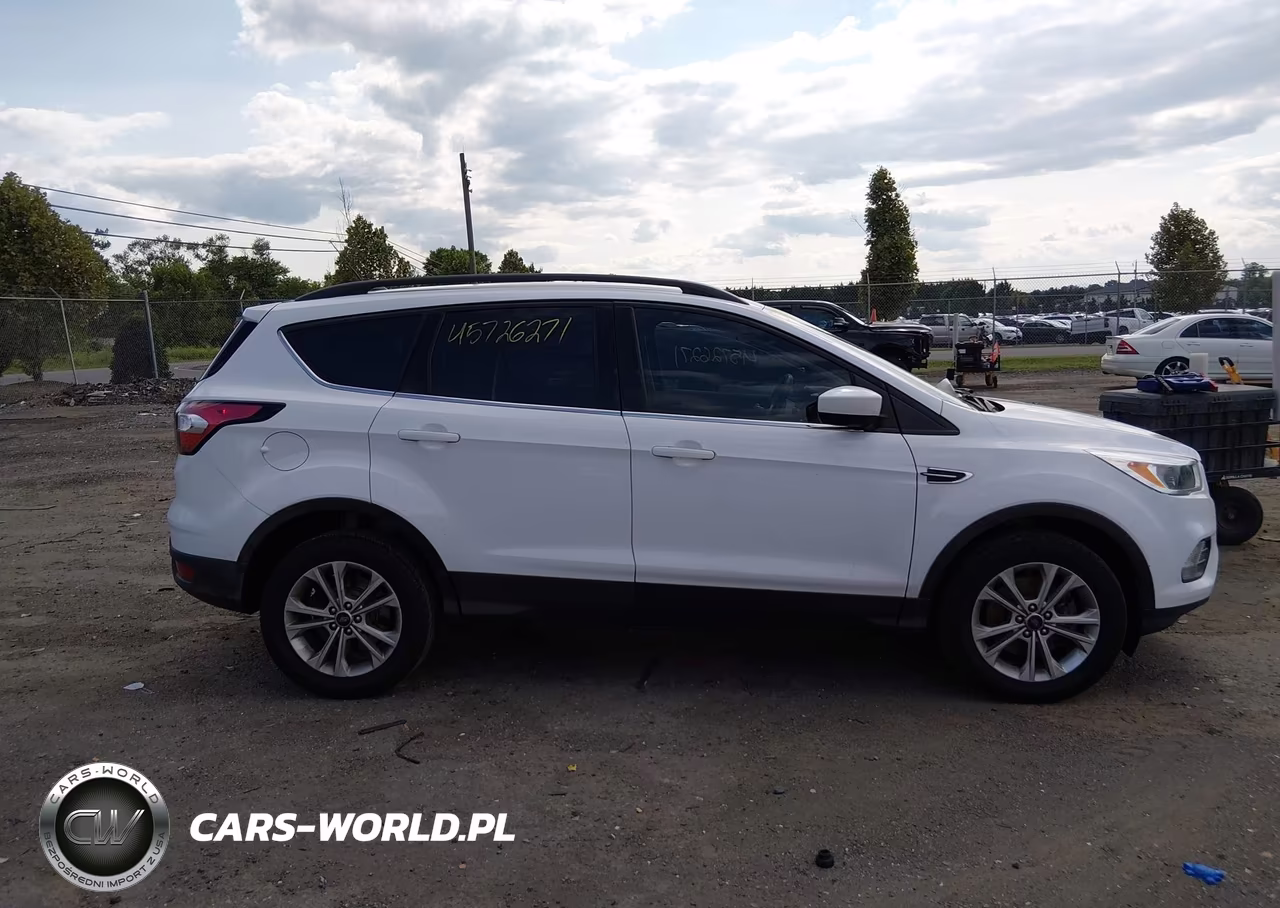 2018 Ford Escape Se VIN:1FMCU9GD1JUC88454 - 13