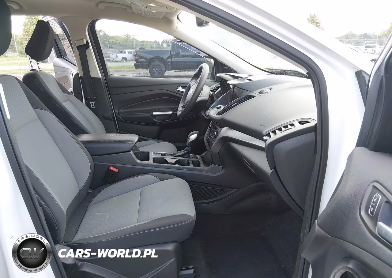 2018 Ford Escape Se VIN:1FMCU9GD1JUC88454 - 5