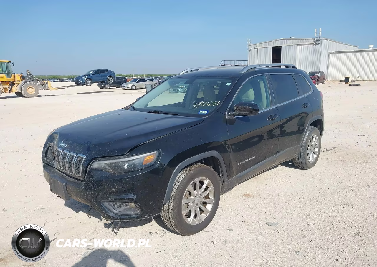2019 Jeep Cherokee Latitude Fwd VIN:1C4PJLCX9KD312755 - 2