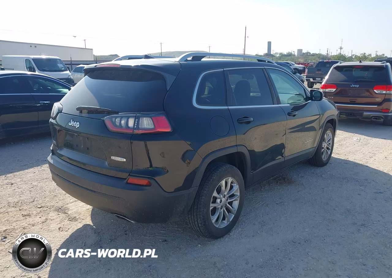 2019 Jeep Cherokee Latitude Fwd VIN:1C4PJLCX9KD312755 - 4