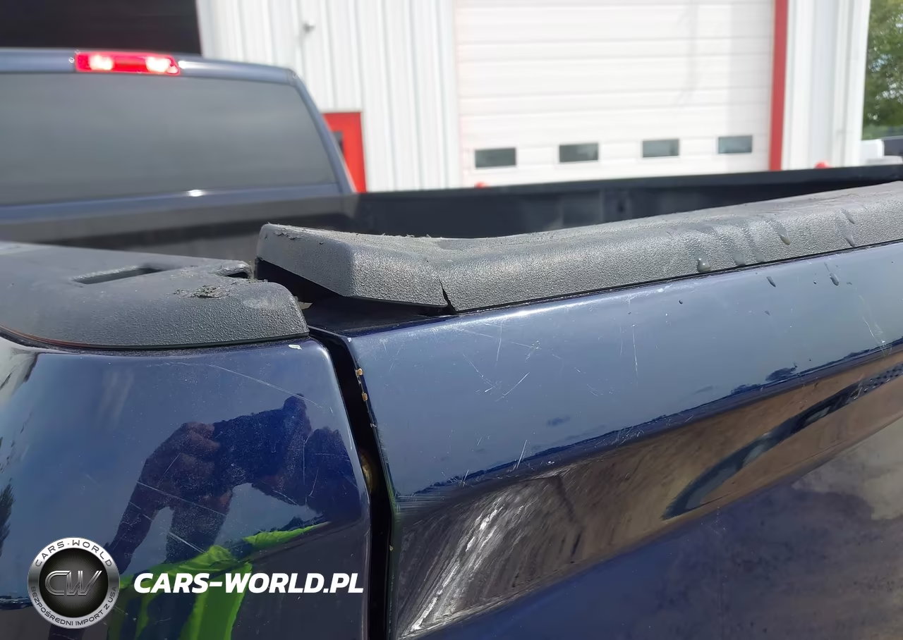 2018 Ram 2500 Tradesman 4X4 8' Box VIN:3C6TR5HT4JG375215 - 12