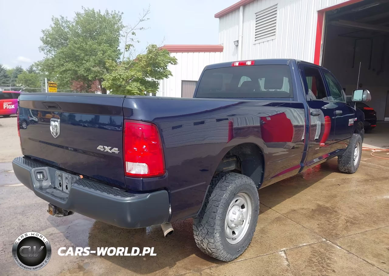 2018 Ram 2500 Tradesman 4X4 8' Box VIN:3C6TR5HT4JG375215 - 4