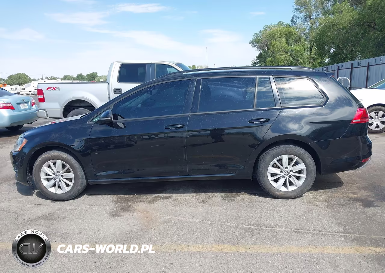 2017 Volkswagen Golf Sportwagen Tsi S VIN:3VWC17AU7HM501719 - 14