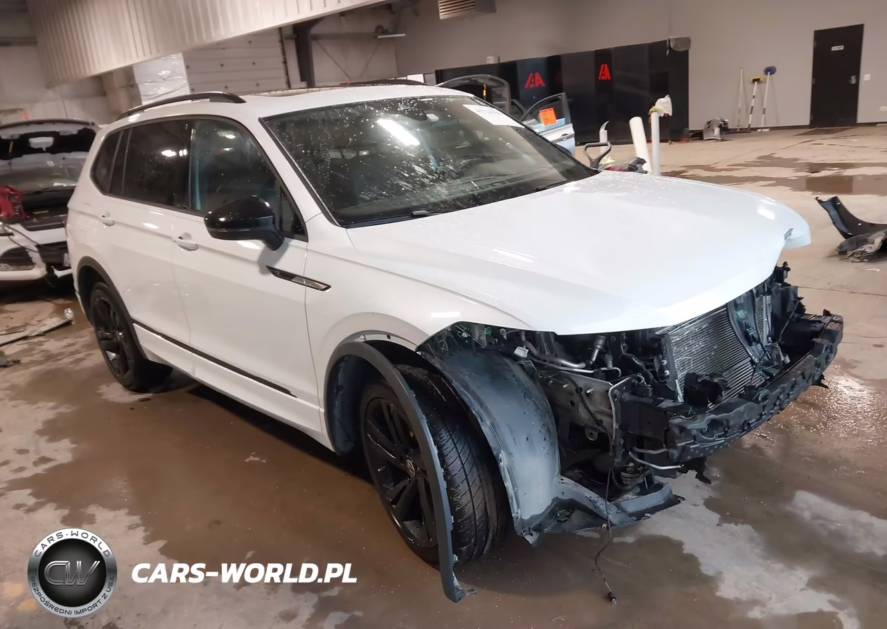 2023 Volkswagen Tiguan 2.0T Se R-Line Black VIN:3VV8B7AX1PM089796 - 1