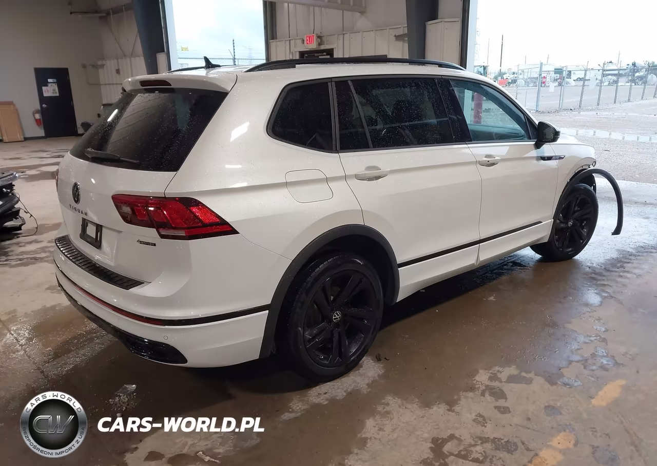 2023 Volkswagen Tiguan 2.0T Se R-Line Black VIN:3VV8B7AX1PM089796 - 4