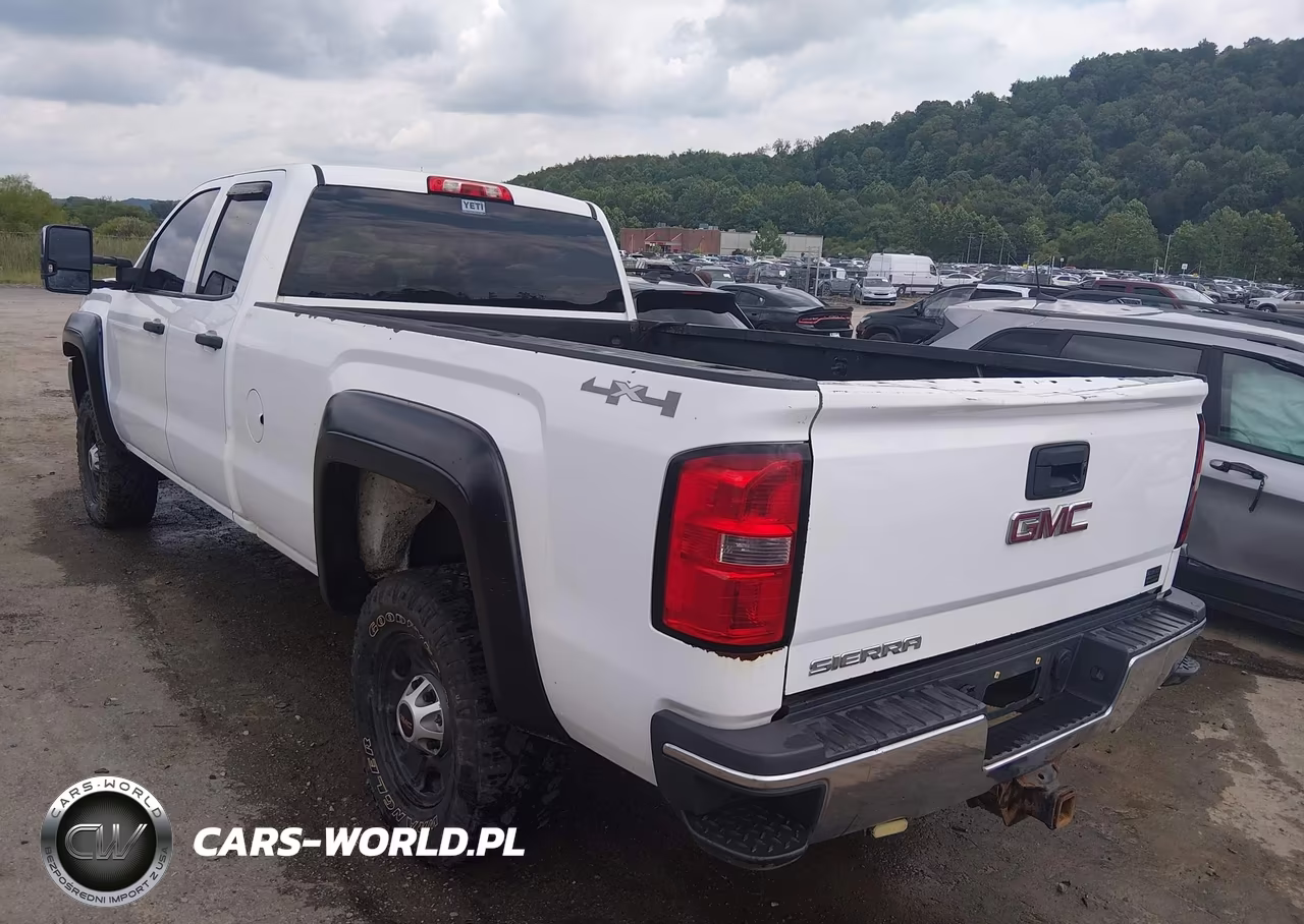 2015 GMC Sierra 2500Hd Available Wifi VIN:1GT22XEGXFZ556967 - 3