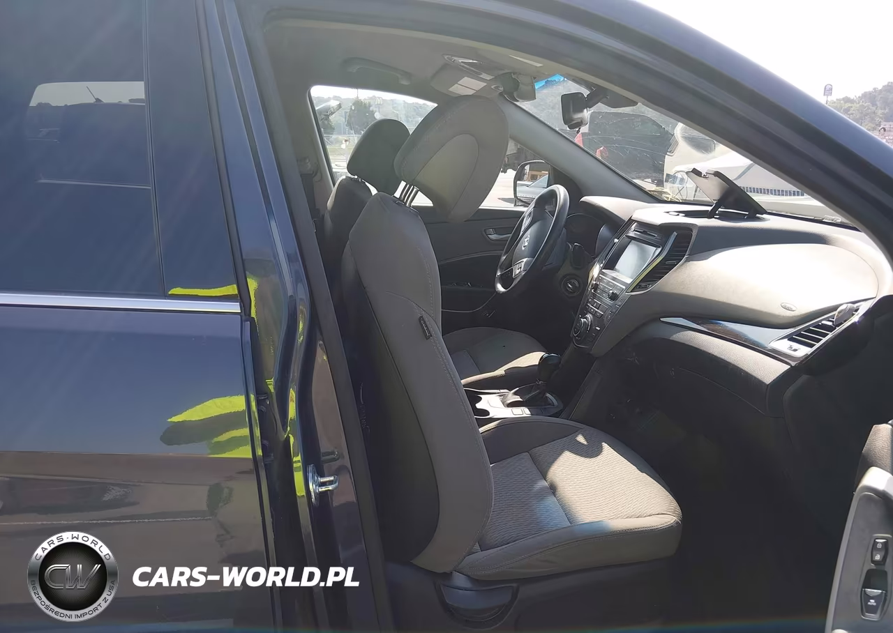 2017 Hyundai Santa Fe Se VIN:KM8SMDHF5HU189872 - 5