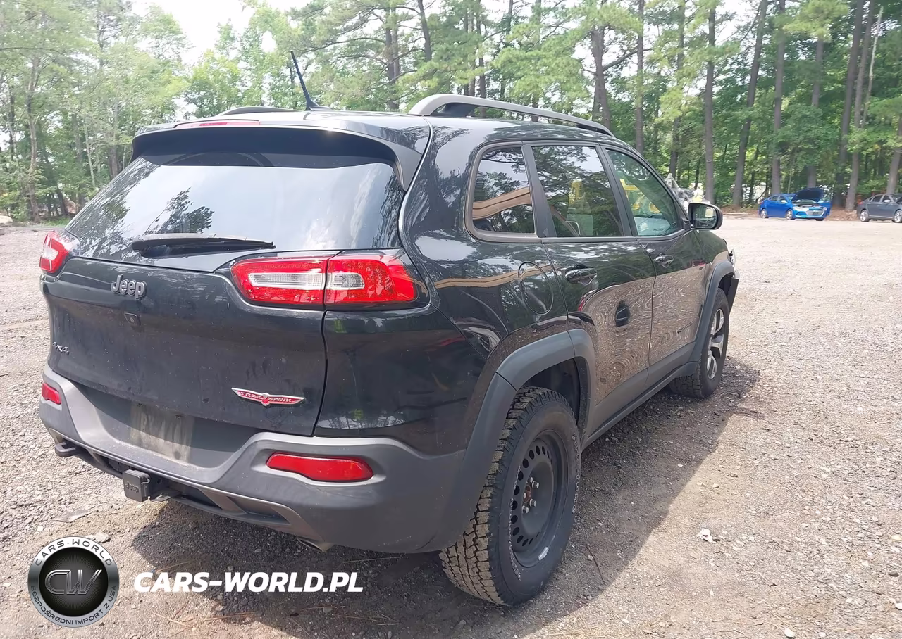 2015 Jeep Cherokee Trailhawk VIN:1C4PJMBS0FW503793 - 4