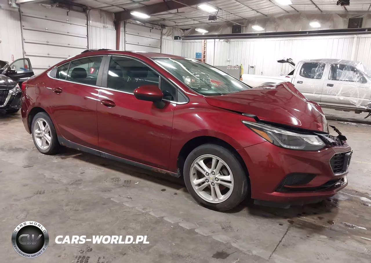 2016 Chevrolet Cruze Lt Auto – zdjęcie 1 z 17