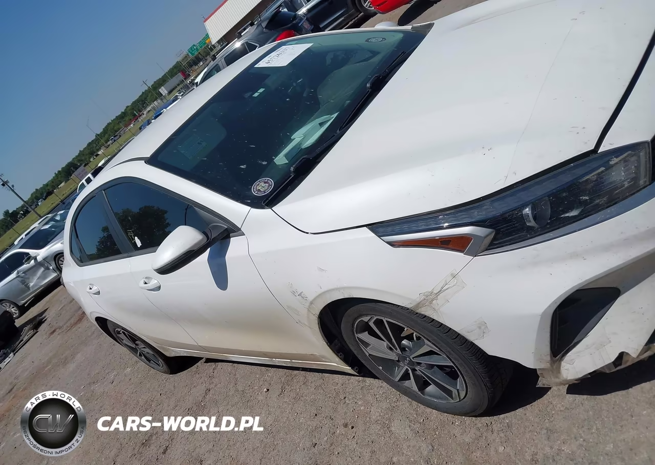 2022 Kia Forte Lxs VIN:3KPF24AD4NE475503 - 13