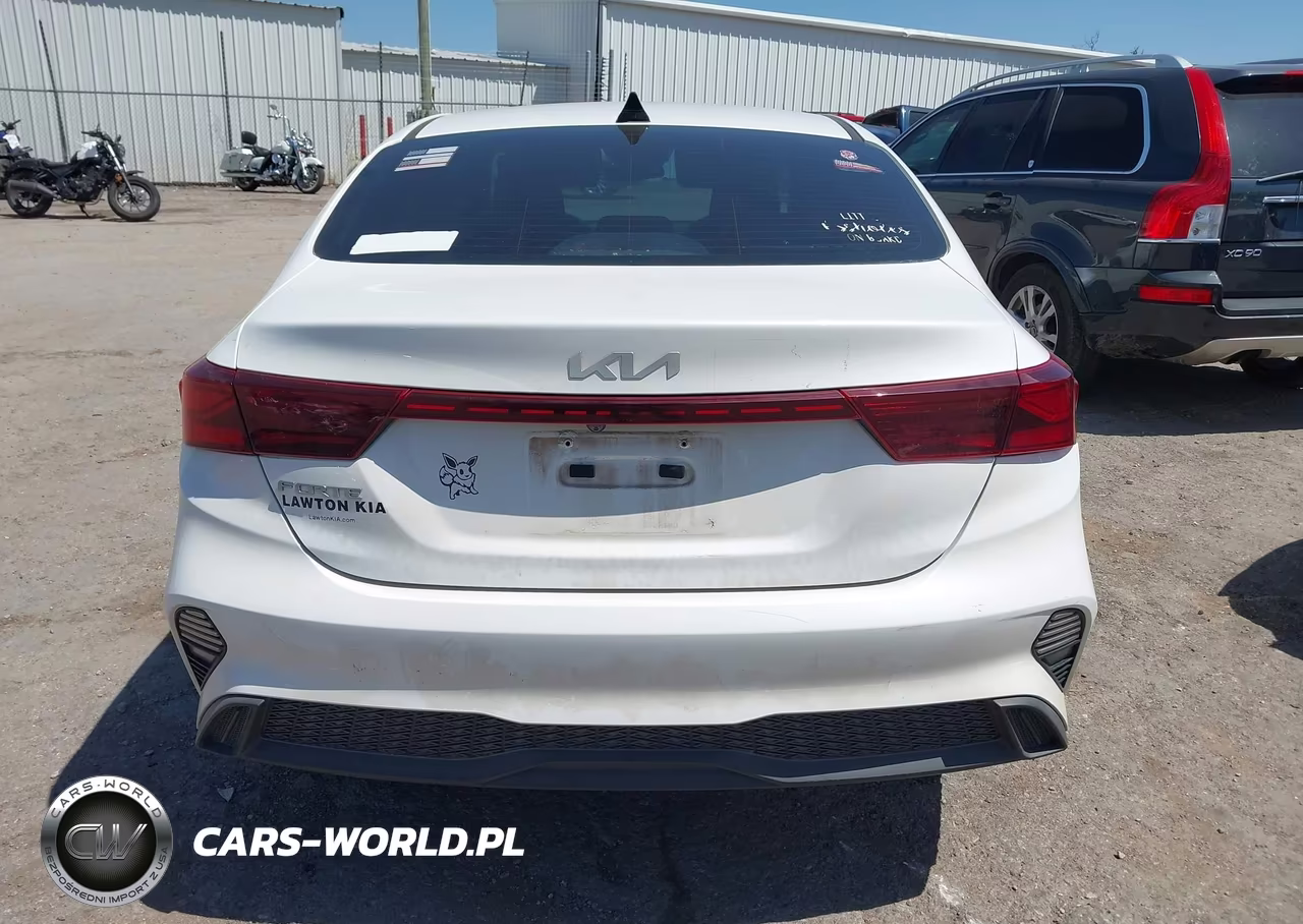 2022 Kia Forte Lxs VIN:3KPF24AD4NE475503 - 16