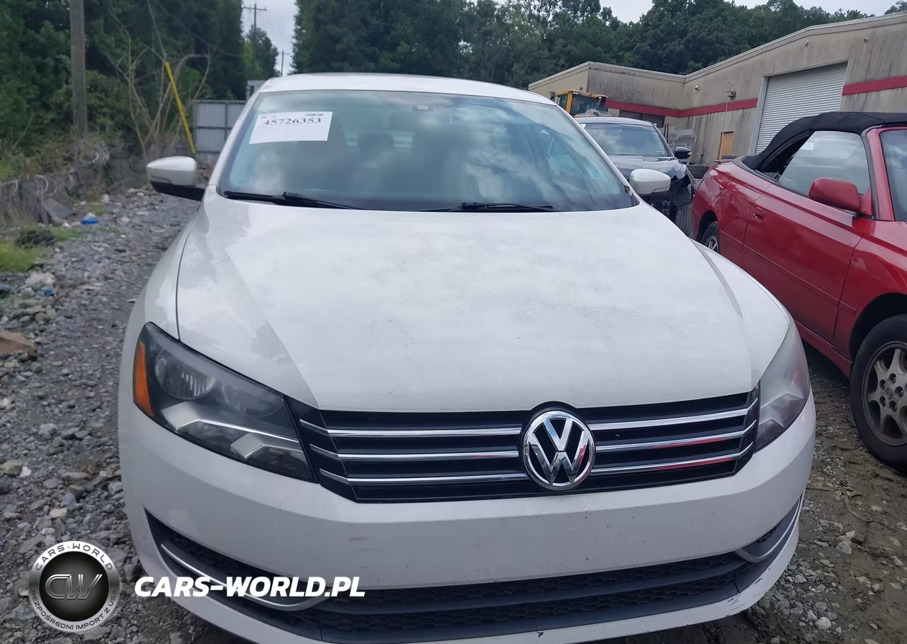 2015 Volkswagen Passat 1.8T Wolfsburg Edition VIN:1VWAT7A36FC004085 - 6