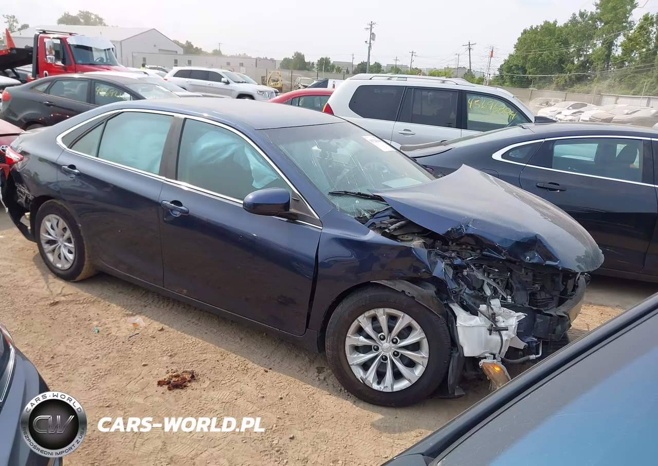 2017 Toyota Camry Le – zdjęcie 1 z 16
