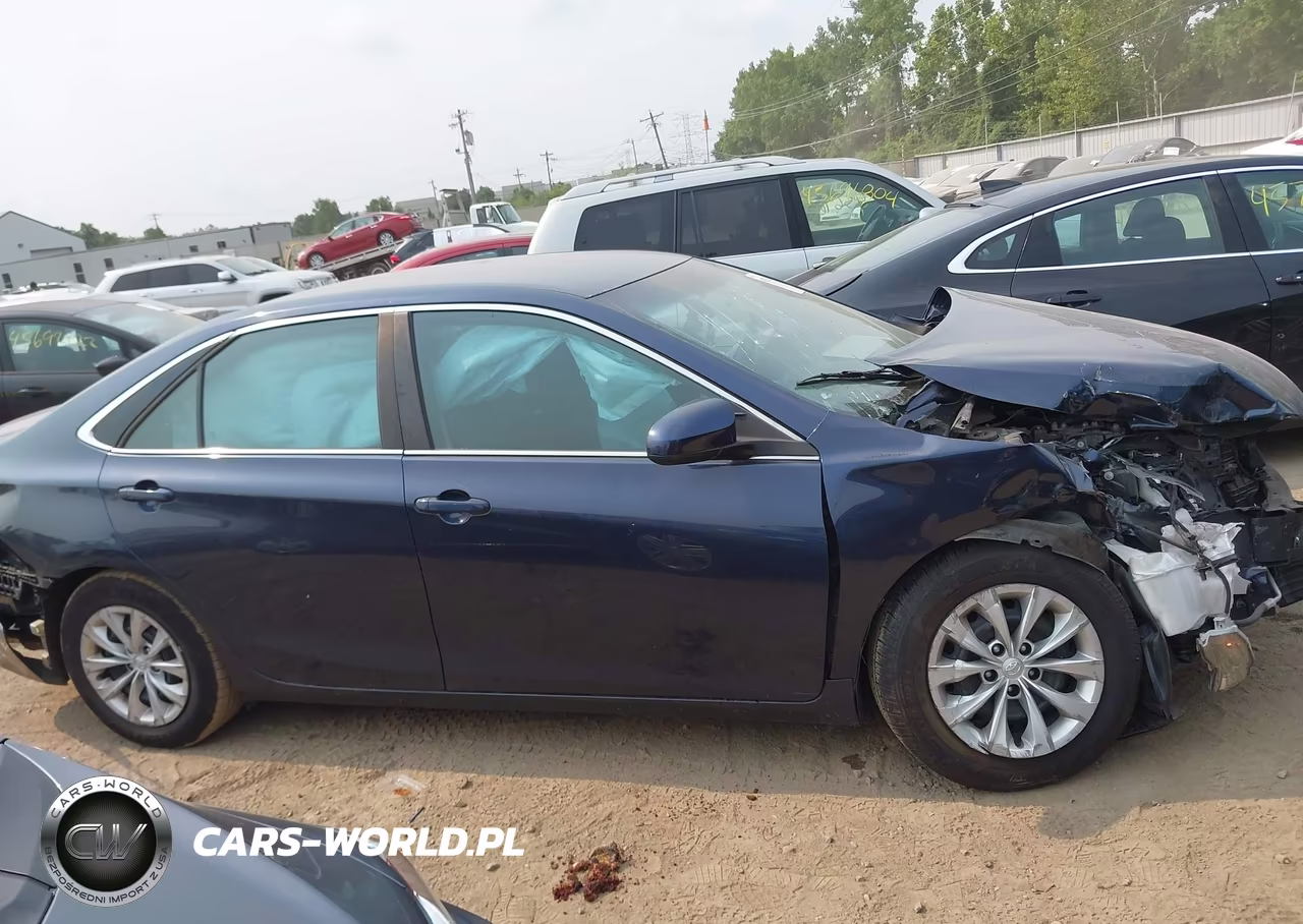2017 Toyota Camry Le VIN:4T1BF1FK4HU759174 - 13