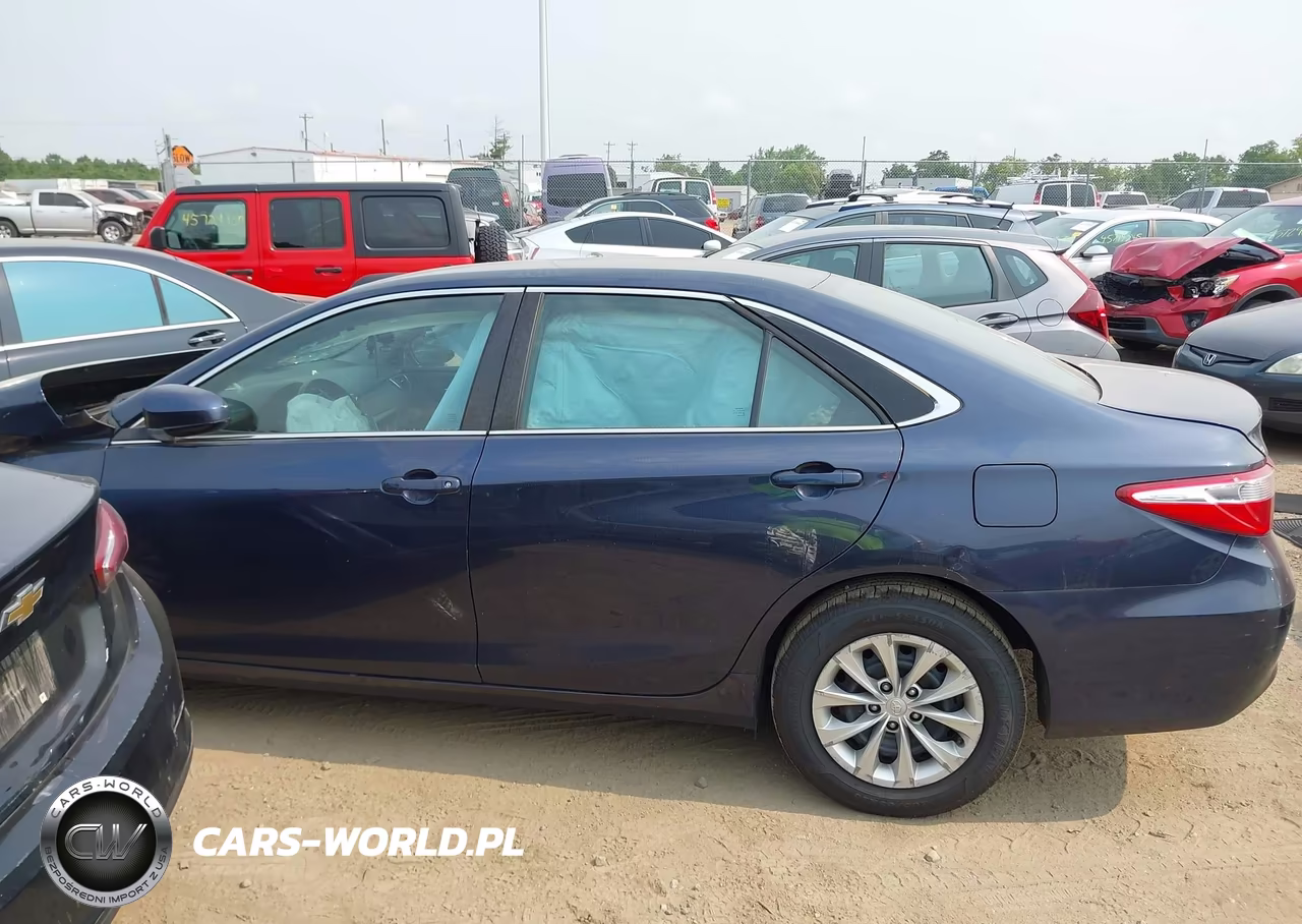 2017 Toyota Camry Le VIN:4T1BF1FK4HU759174 - 14