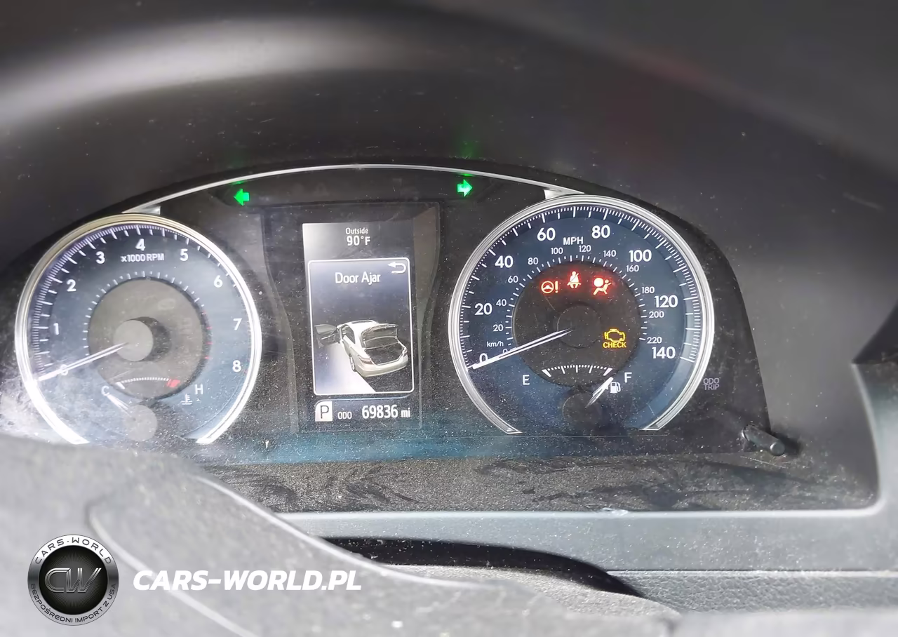 2017 Toyota Camry Le VIN:4T1BF1FK4HU759174 - 7