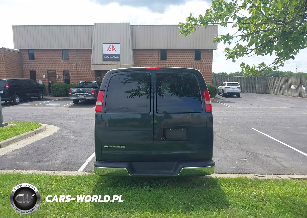 2018 Chevrolet Express 3500 Lt VIN:1GAZGPFG8J1232897 - 16