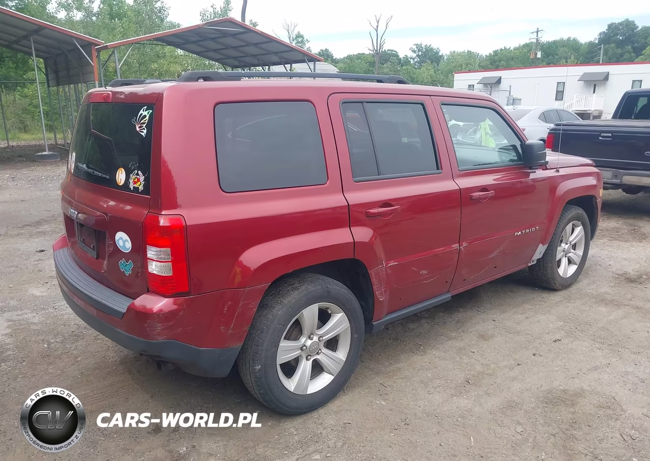 2016 Jeep Patriot Sport VIN:1C4NJPBB0GD698882 - 4