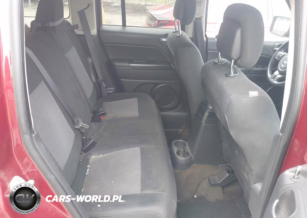 2016 Jeep Patriot Sport VIN:1C4NJPBB0GD698882 - 8