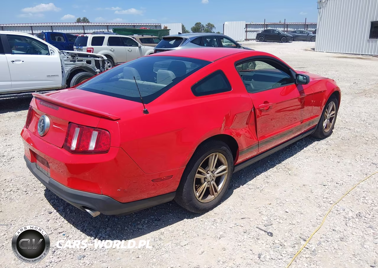 2012 Ford Mustang V6 VIN:1ZVBP8AM5C5272620 - 4