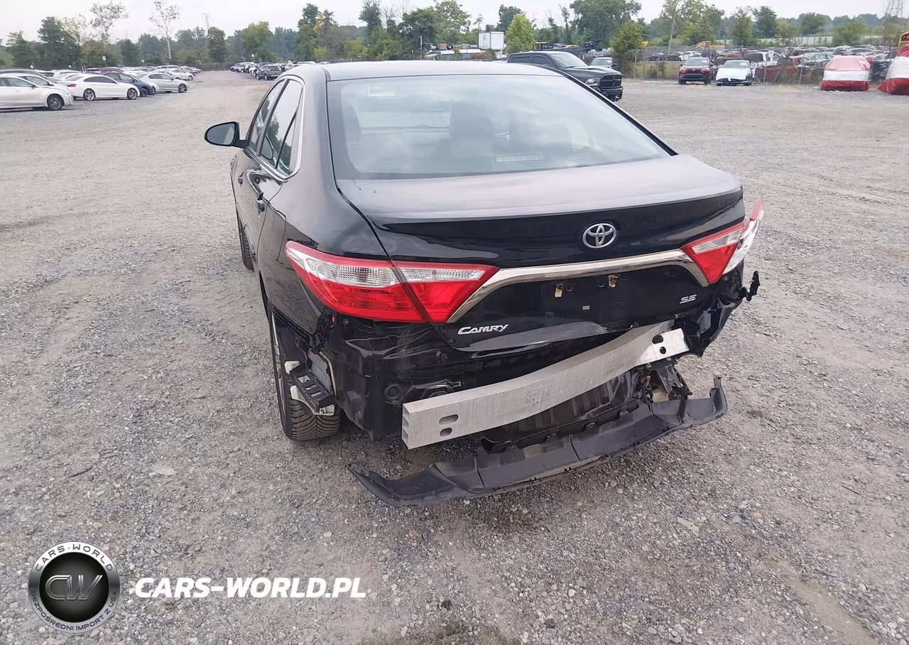 2017 Toyota Camry Se VIN:4T1BF1FK4HU803562 - 18