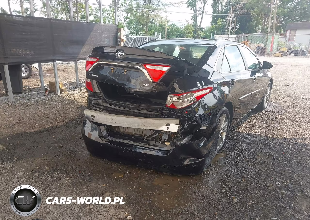 2017 Toyota Camry Se VIN:4T1BF1FK4HU803562 - 4