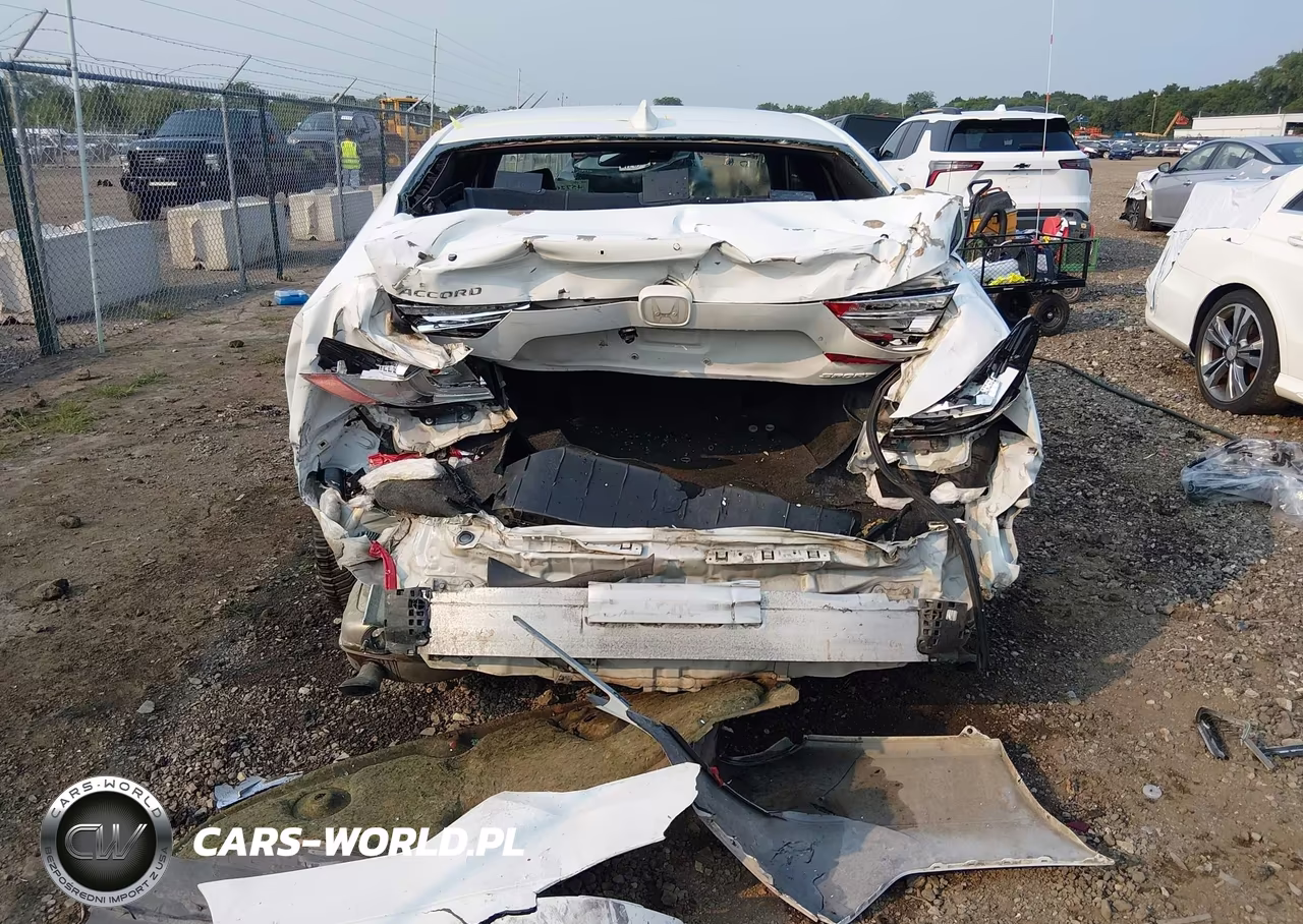 2018 Honda Accord Sport VIN:1HGCV1E33JA187142 - 17