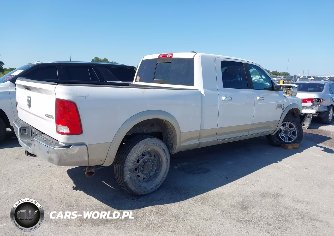 2011 Ram Ram 3500 Laramie VIN:3D73Y3HL2BG592155 - 4