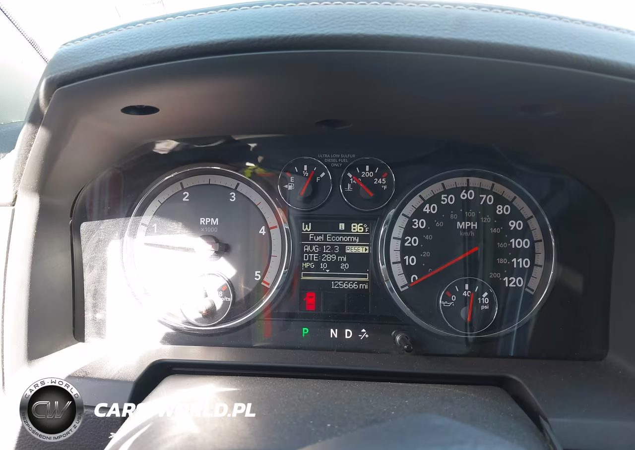 2011 Ram Ram 3500 Laramie VIN:3D73Y3HL2BG592155 - 5