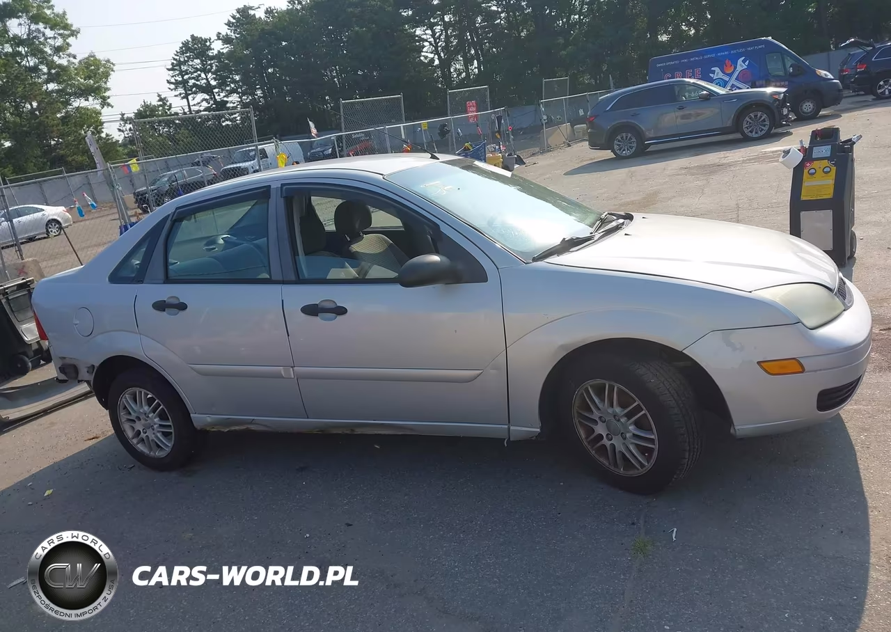 2007 Ford Focus S-Se-Ses VIN:1FAFP34N47W272853 - 14