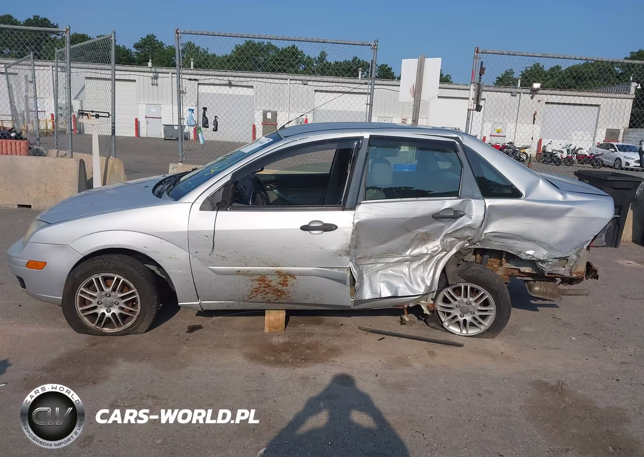 2007 Ford Focus S-Se-Ses VIN:1FAFP34N47W272853 - 15