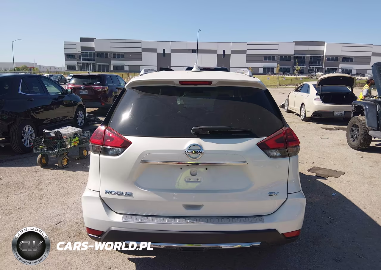 2018 Nissan Rogue S VIN:KNMAT2MT6JP585929 - 16