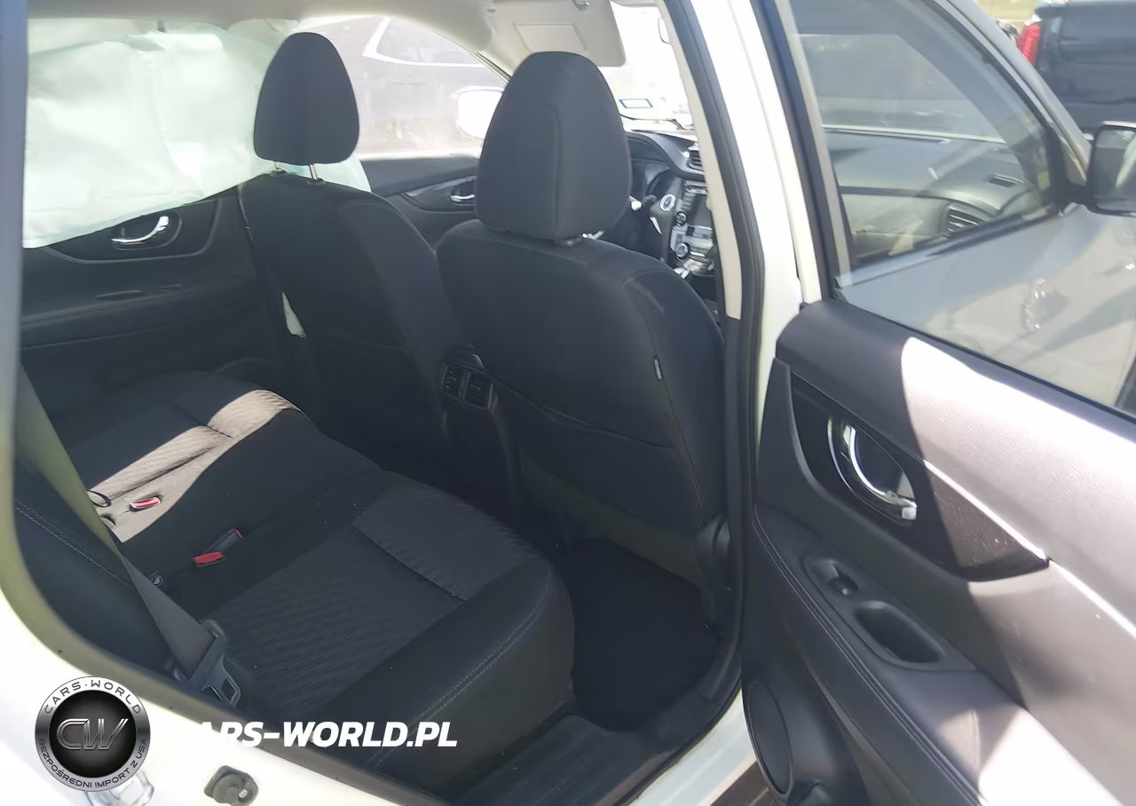 2018 Nissan Rogue S VIN:KNMAT2MT6JP585929 - 8