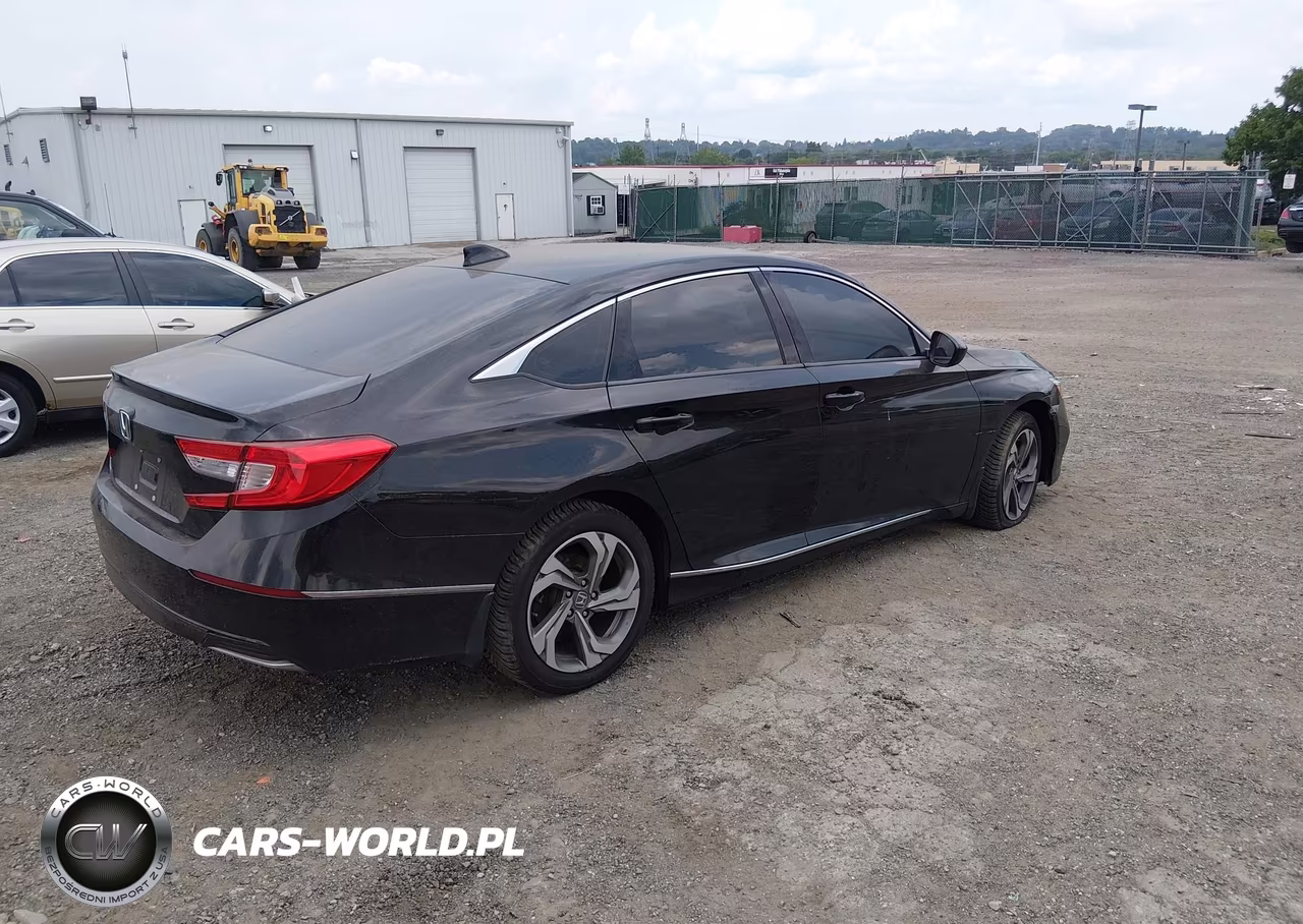 2018 Honda Accord Ex VIN:1HGCV1F43JA114828 - 4