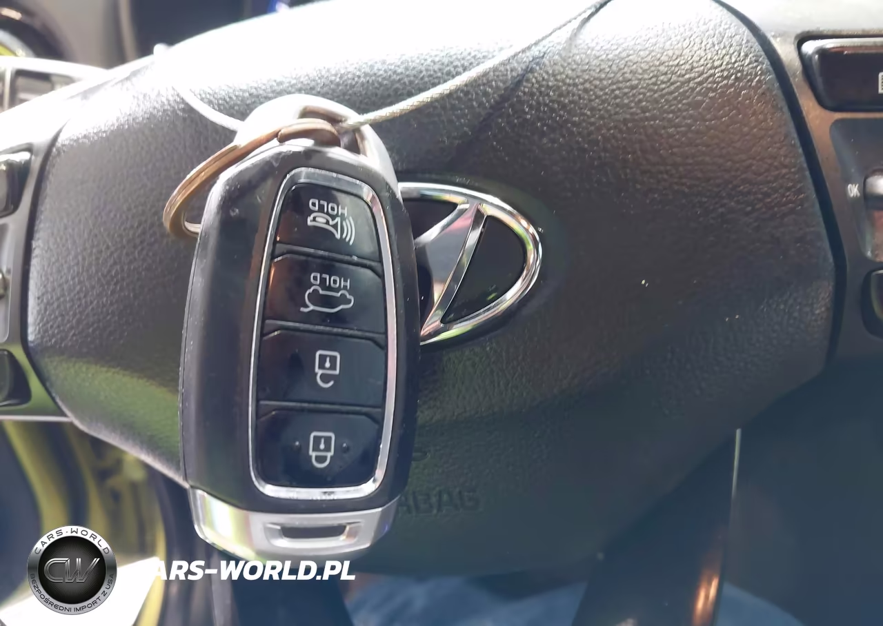 2020 Hyundai Kona Ultimate VIN:KM8K5CA58LU455807 - 11