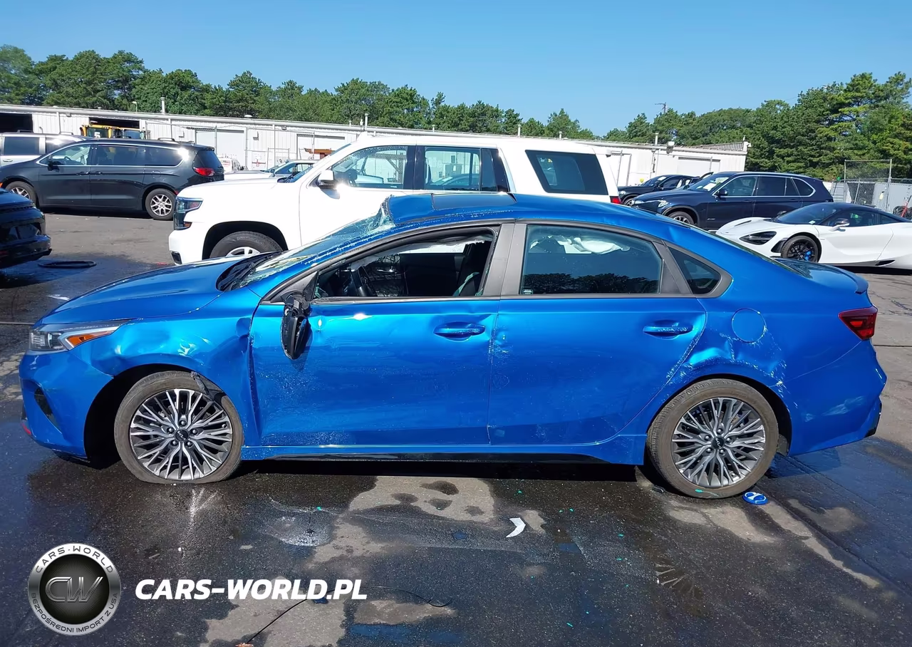 2022 Kia Forte Gt-Line VIN:3KPF54AD7NE469086 - 14